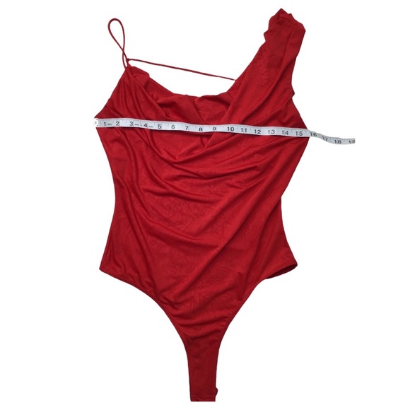 ASTR - ASYMMETRICAL BODYSUIT Salsa (color) - NWOT Size M - Picture 8 of 16